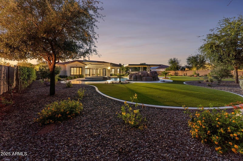 4547 Banning Dr, Gilbert, AZ 85297