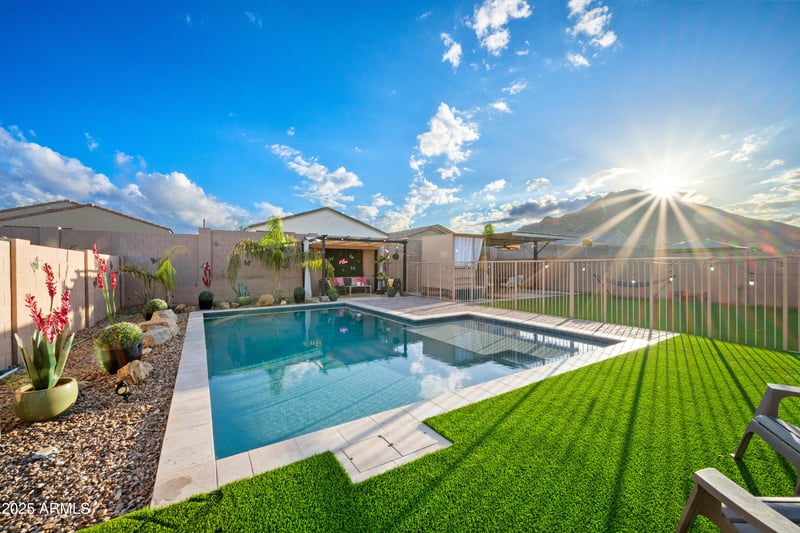 4547 Suncup Dr, San Tan Valley, AZ 85144