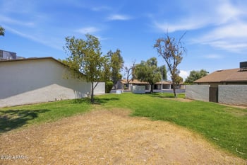 4547 Mclellan Rd, Glendale, AZ 85301