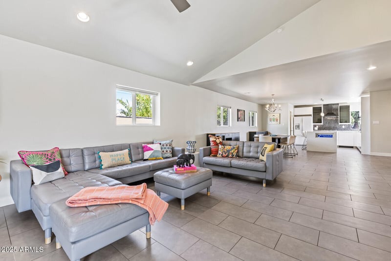4548 11th Ave, Phoenix, AZ 85013