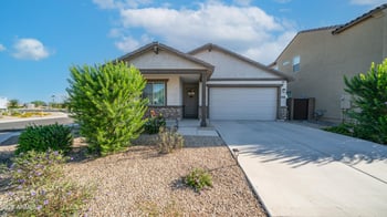 4548 Charlie Dr, San Tan Valley, AZ 85144