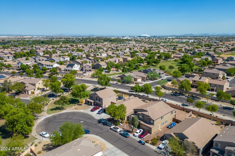4549 111th Dr, Phoenix, AZ 85037