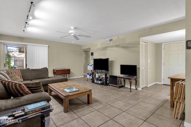 4549 Mclellan Rd, Glendale, AZ 85301