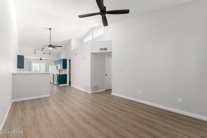 455 Delaware Dr #120, Apache Junction, AZ 85120