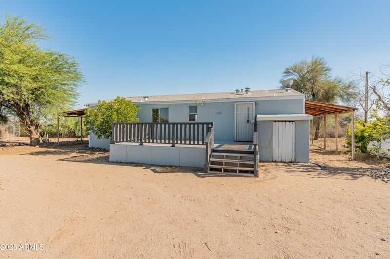 455 Green Rd, Morristown, AZ 85342