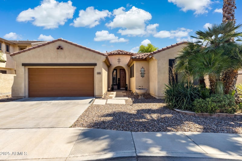455 Honeysuckle Dr, Chandler, AZ 85248