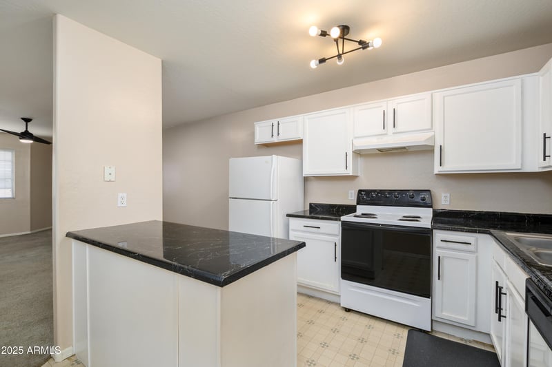 455 Mesa Dr #135, Mesa, AZ 85210