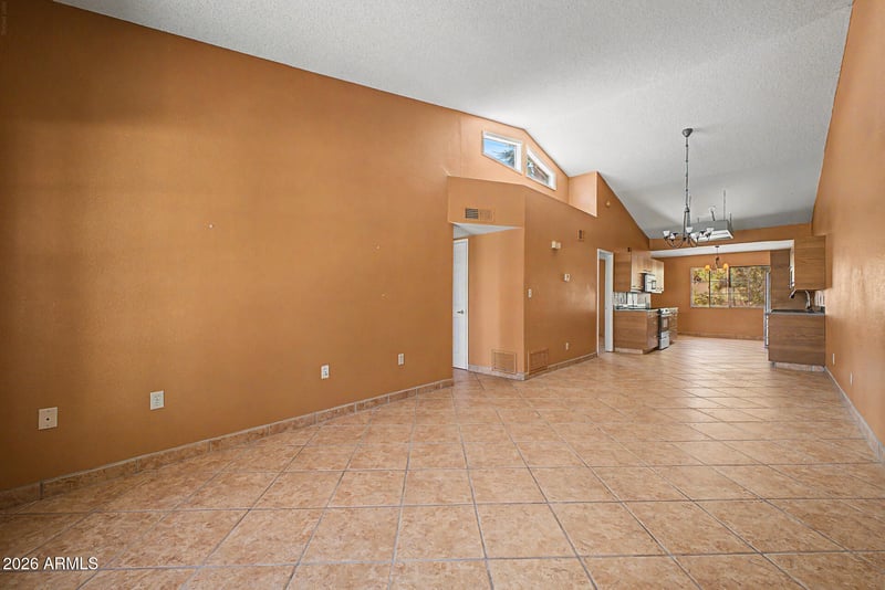 455 Delaware Dr #176, Apache Junction, AZ 85120