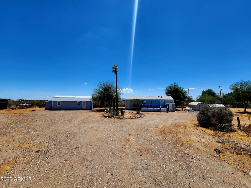 455 Green Rd, Morristown, AZ 85342