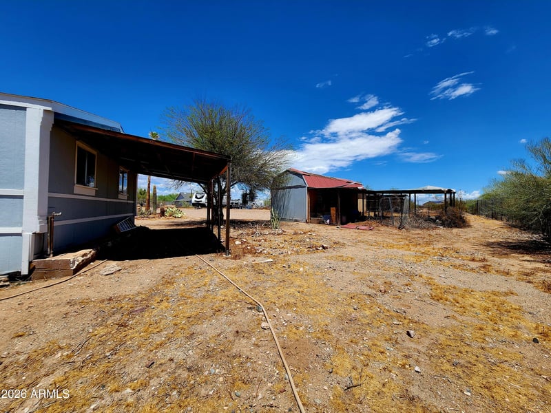 455 Green Rd, Morristown, AZ 85342