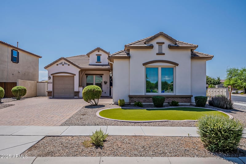 4550 Big Horn Dr, Chandler, AZ 85249