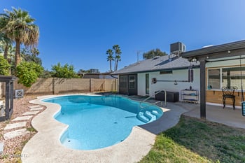 4550 El Caminito Dr, Glendale, AZ 85302