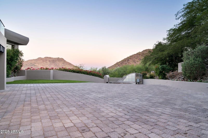 4550 Foothill Dr, Paradise Valley, AZ 85253