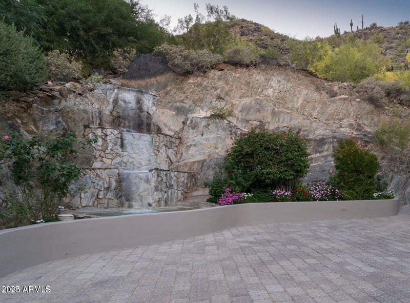 4550 Foothill Dr, Paradise Valley, AZ 85253