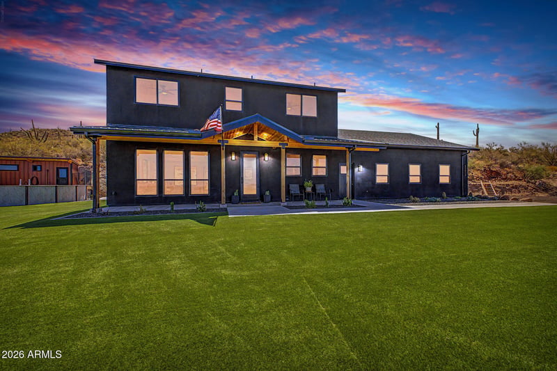 45513 N 23rd Pl, New River, AZ 85087