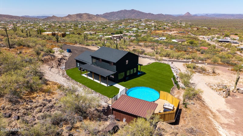 45513 N 23rd Pl, New River, AZ 85087