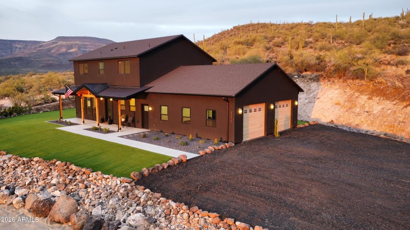 45513 N 23rd Pl, New River, AZ 85087