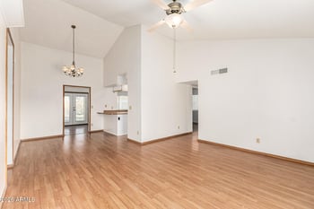 4552 Kimberly Way, Glendale, AZ 85308