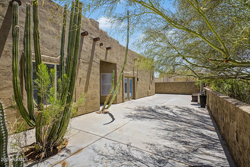 45525 20th St, New River, AZ 85087