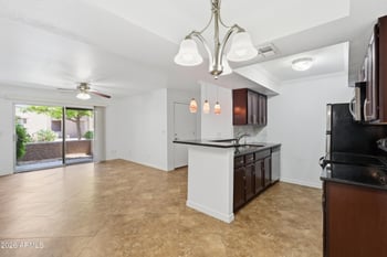 4554 Paradise Village Pw #112, Phoenix, AZ 85032