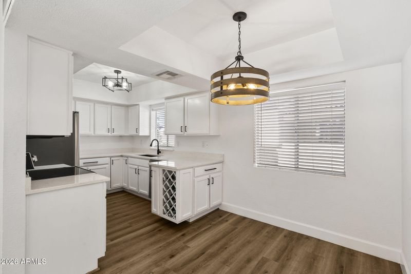 4554 E Paradise Village Pw N #203, Phoenix, AZ 85032