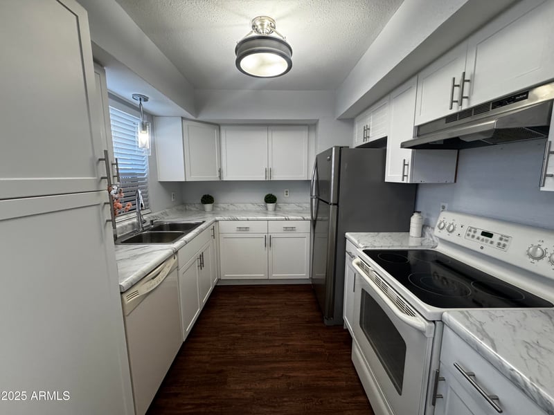 4554 Paradise Village Pw #149, Phoenix, AZ 85032