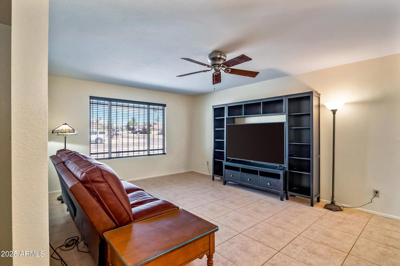 4554 Sunnyside Ave, Glendale, AZ 85304