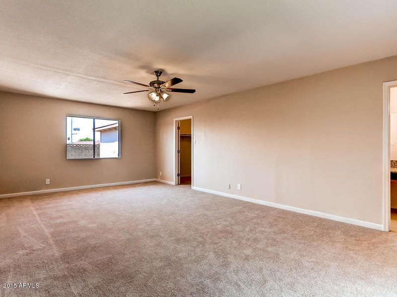4554 W Calavar Rd, Glendale, AZ 85306