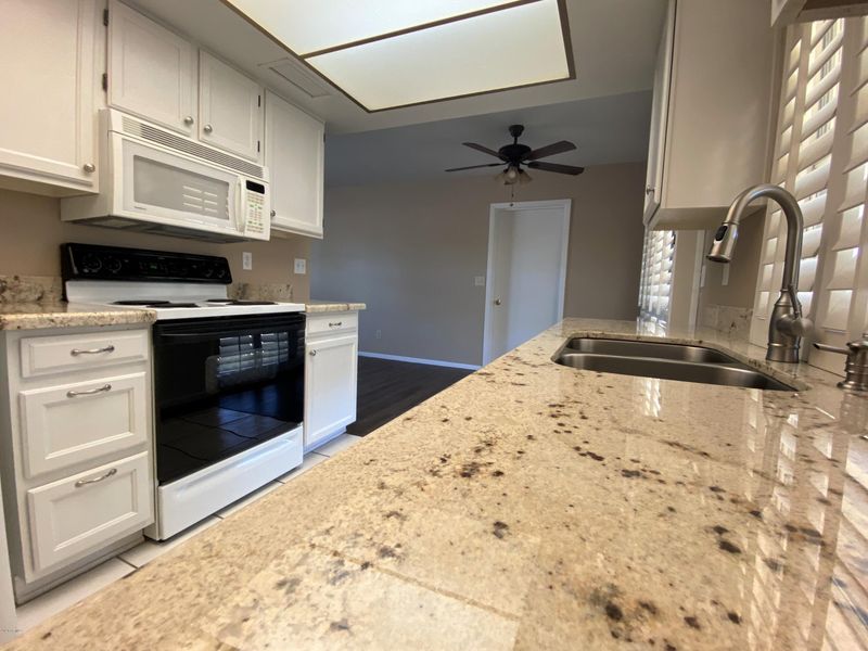 4555 E Cheyenne Dr, Phoenix, AZ 85044