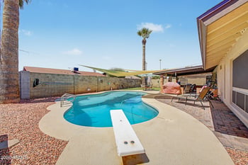 4555 Echo Ln, Glendale, AZ 85302
