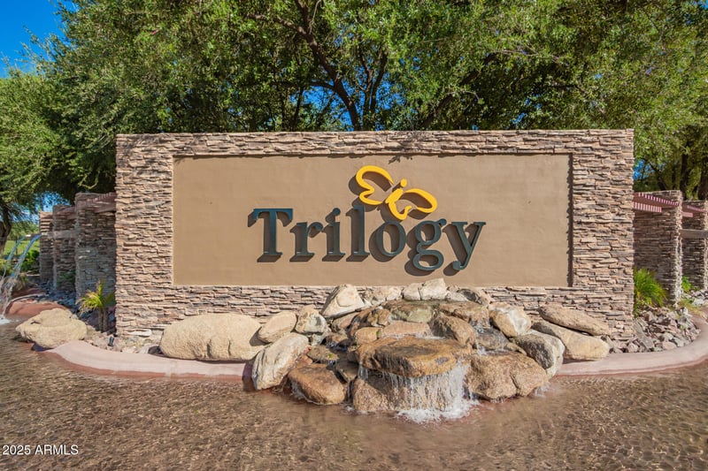 4556 Carob Dr, Gilbert, AZ 85298