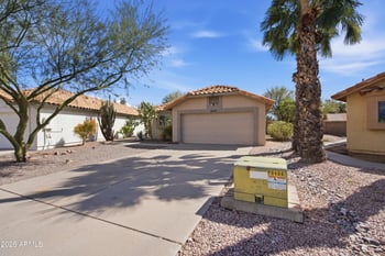 4557 Grove Ave, Mesa, AZ 85206