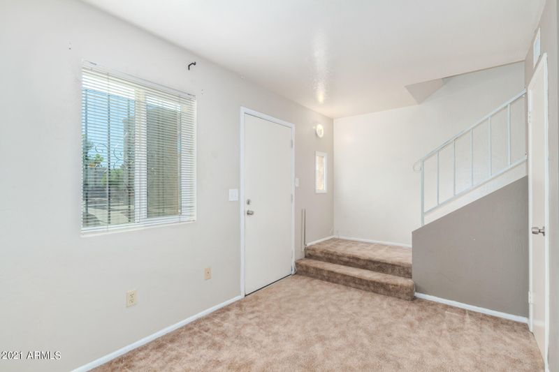 4557 N 26th Dr, Phoenix, AZ 85017
