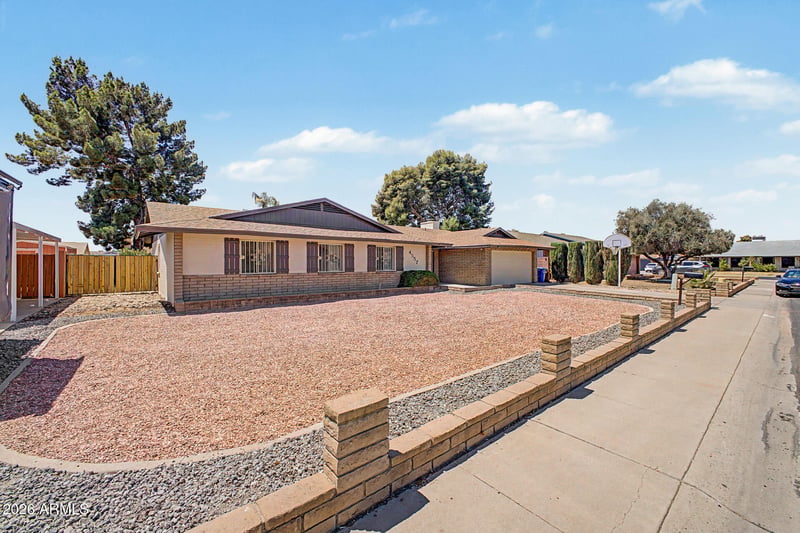 4557 Columbine Dr, Glendale, AZ 85304