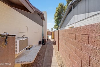 4557 Columbine Dr, Glendale, AZ 85304