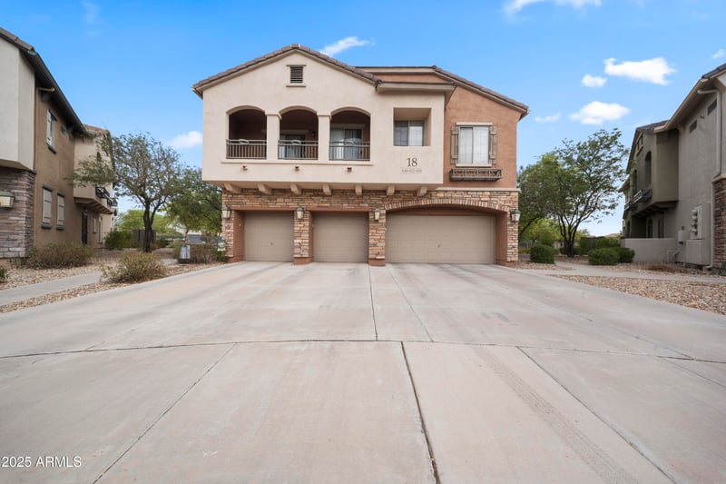 456 168th Dr, Goodyear, AZ 85338