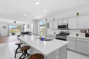 456 201st Ln, Buckeye, AZ 85326