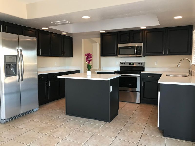 456 E Lakeview Dr, San Tan Valley, AZ 85143