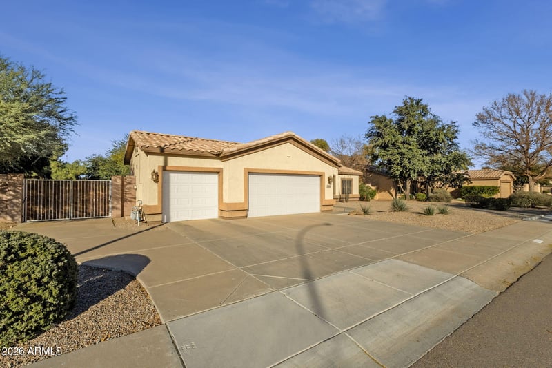 4560 Springs Dr, Chandler, AZ 85249
