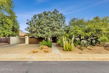 4560 Sunrise Dr, Phoenix, AZ 85044