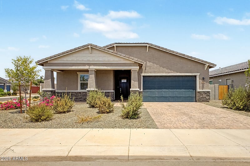 4562 N 177th Dr, Goodyear, AZ 85395