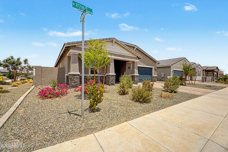4562 N 177th Dr, Goodyear, AZ 85395