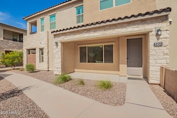 4562 Park Grove St #101, Gilbert, AZ 85297