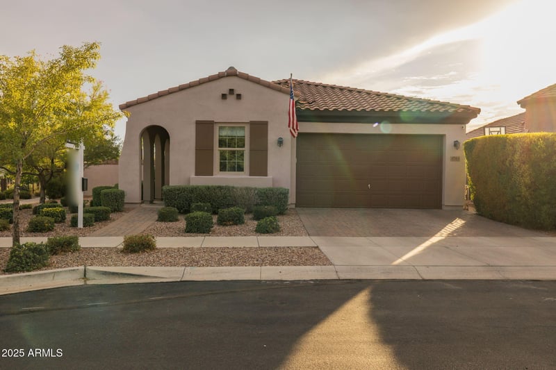 4564 Centric Way, Mesa, AZ 85212