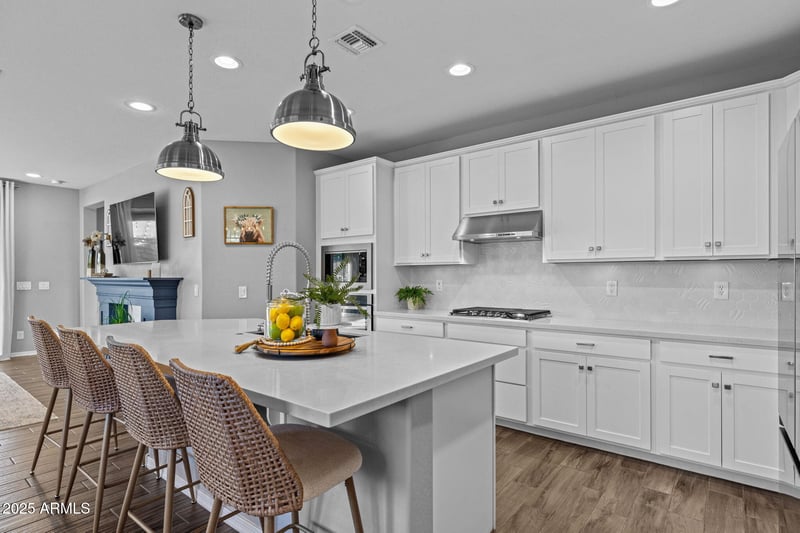 4564 Centric Way, Mesa, AZ 85212