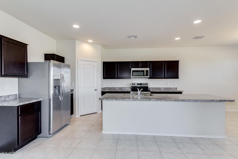 4565 E Gagarinite Ln, San Tan Valley, AZ 85143