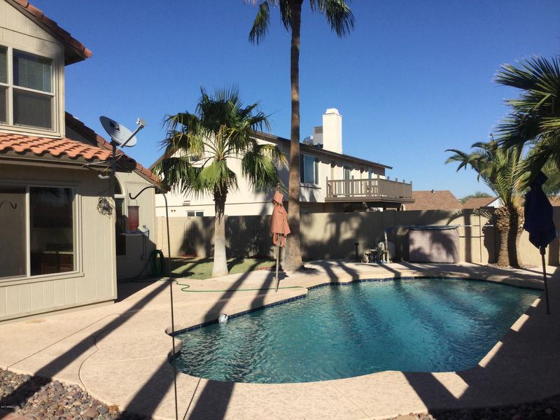 4565 E Mcneil St, Phoenix, AZ 85044