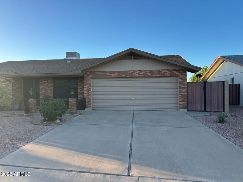 4565 Florian Cir, Mesa, AZ 85206