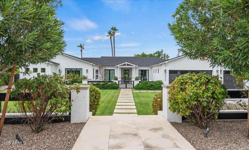 4569 Lafayette Blvd, Phoenix, AZ 85018