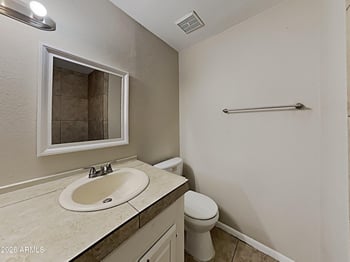 4569 Shaw Butte Dr, Glendale, AZ 85304